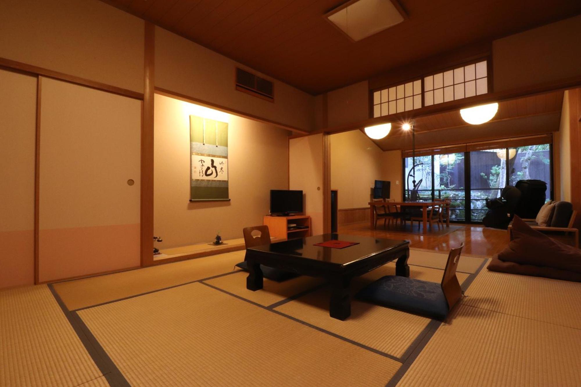 Yumoto Ueyama Ryokan 姬路 外观 照片